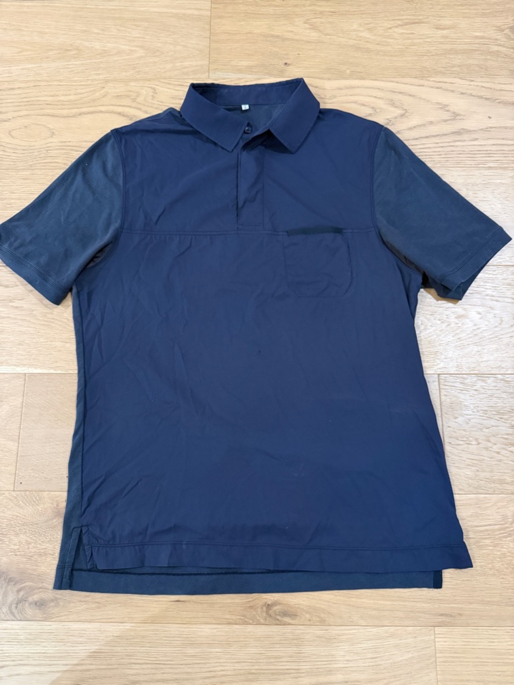 Lululemon Men's M Dark Blue Polo Shirt